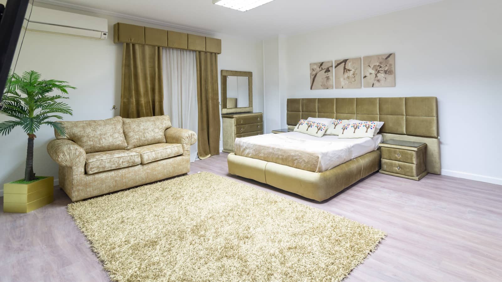 غرف المرضى الفندقية في دار الهضبة